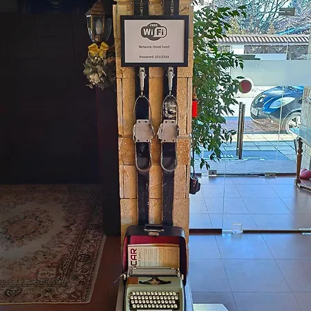 Famil - Adults Only 호텔 반스코