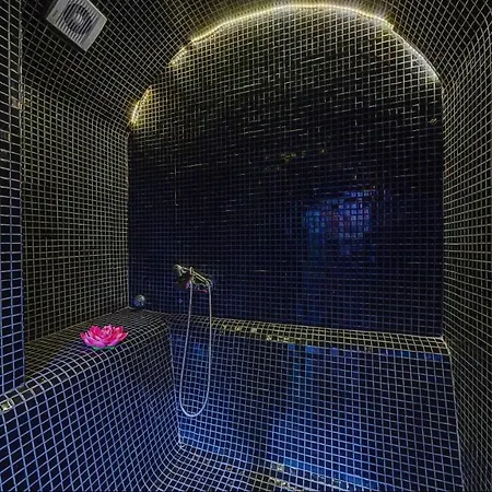 Hotel Famil - Adults Only 3*