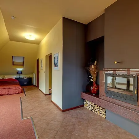 Hotel Famil - Adults Only